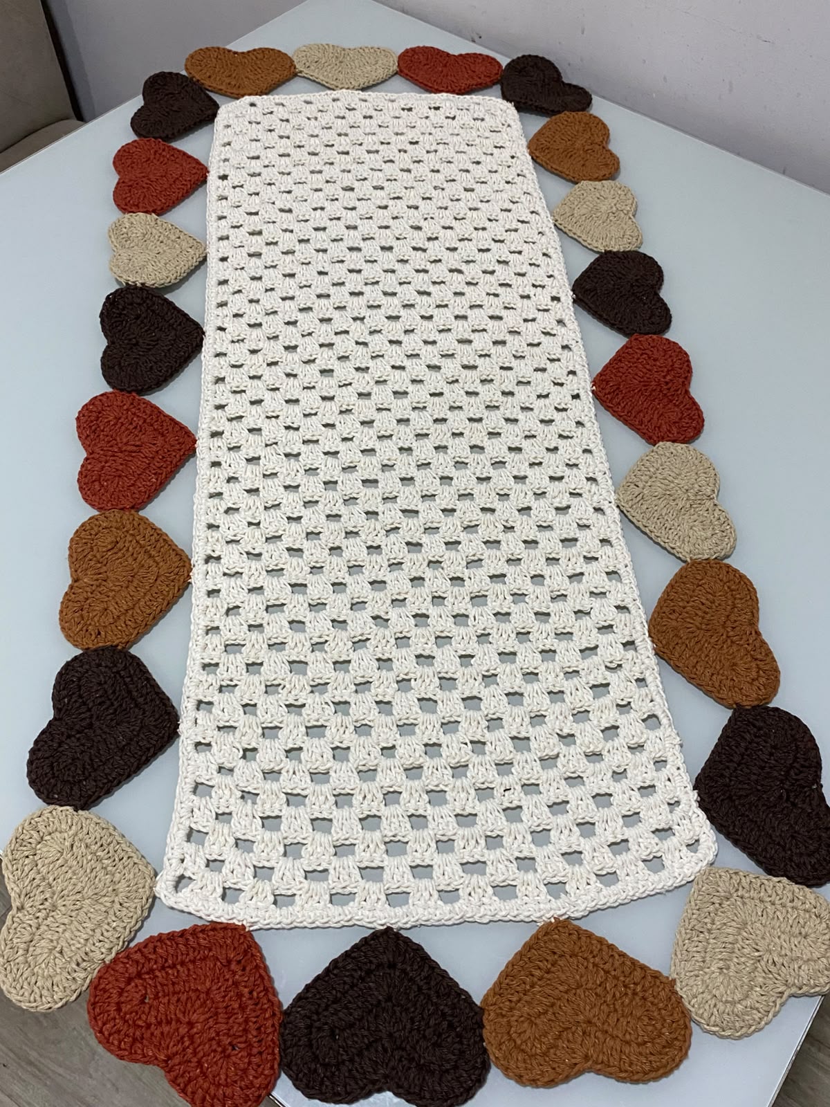 Trilho de Mesa Corações ❤️